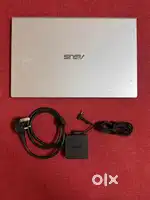 ASUS VIVIBOOK LAPTOP 1TB i5 10th gen