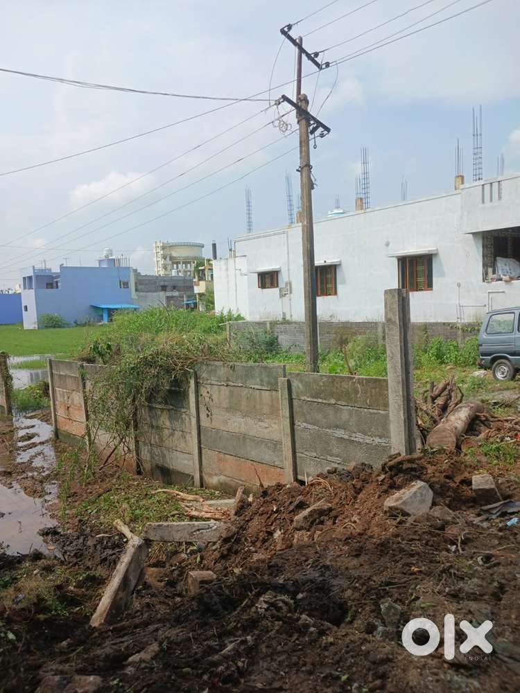 Arumparthapuram bypass 300 mtr, North-west Corner plot 1244 sqft 25x50