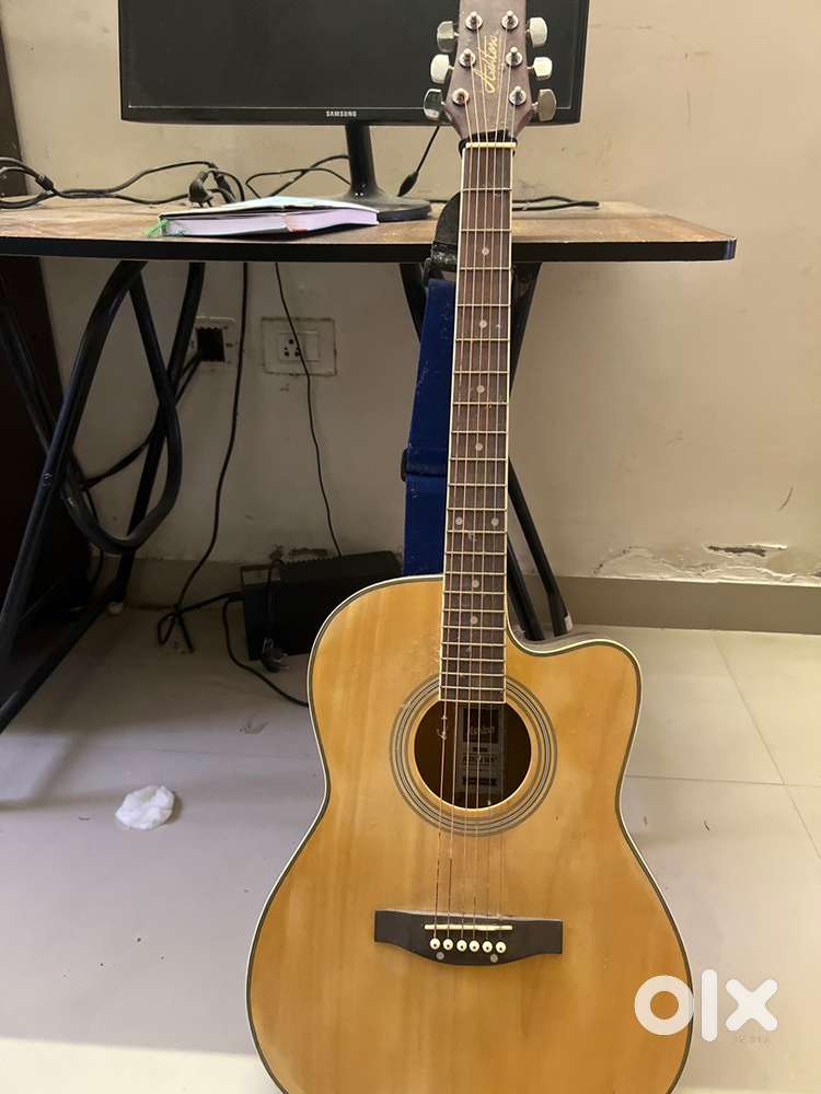 Unused new guitar