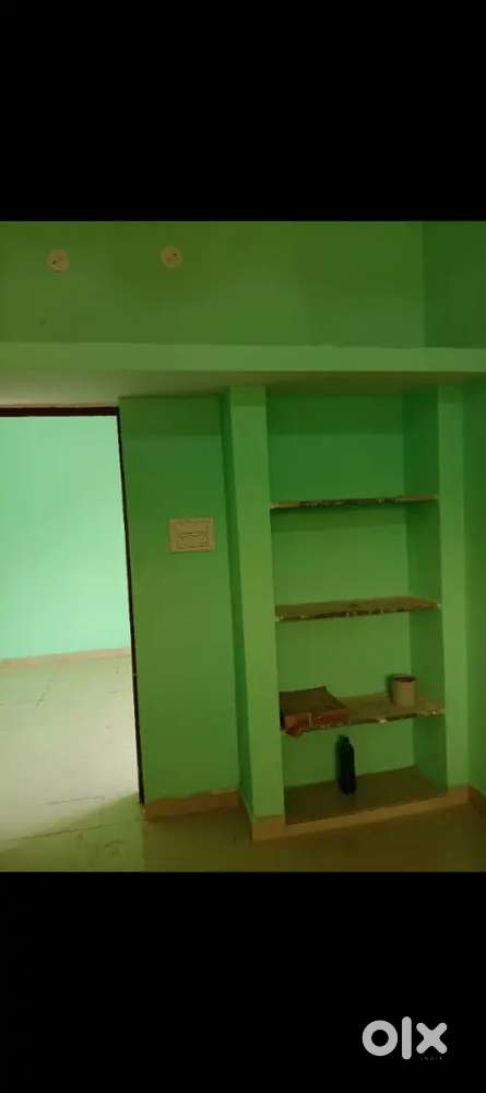 Room patner chahiye only female