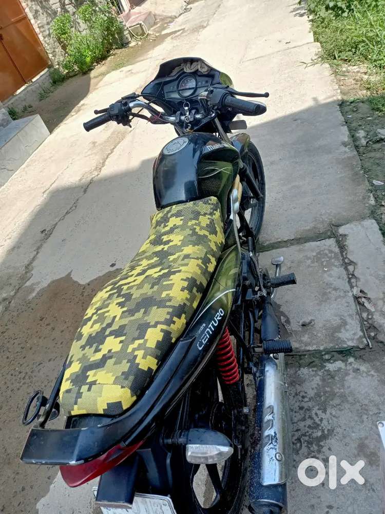 Mahindra centuro bike