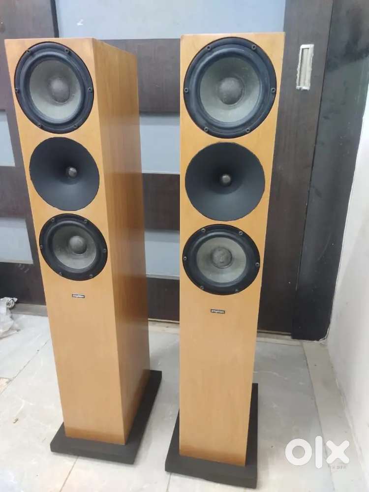 Amphion stereo speakers prio 620
