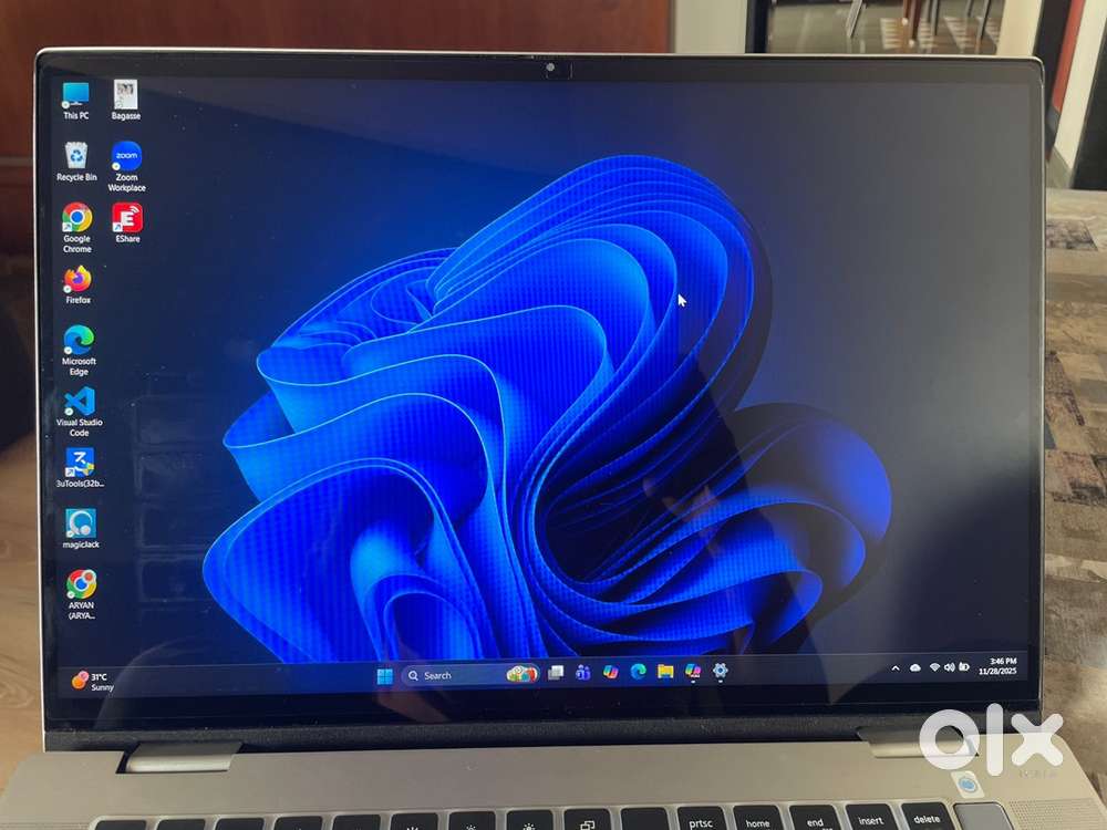 Dell Laptop – 13th Gen Intel i7  16GB RAM  1 TB SSD  Touchscreen