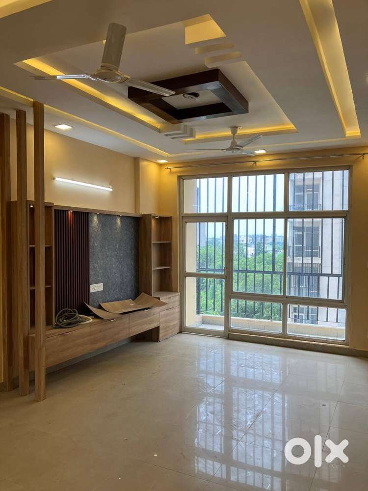 Rent 2 bhk in Olympus lake view apartment