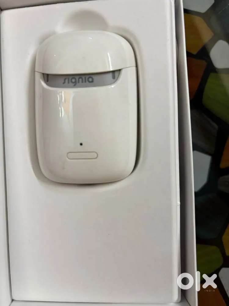 SIGNIA hearing aid in just 40000 (mrp 90000)