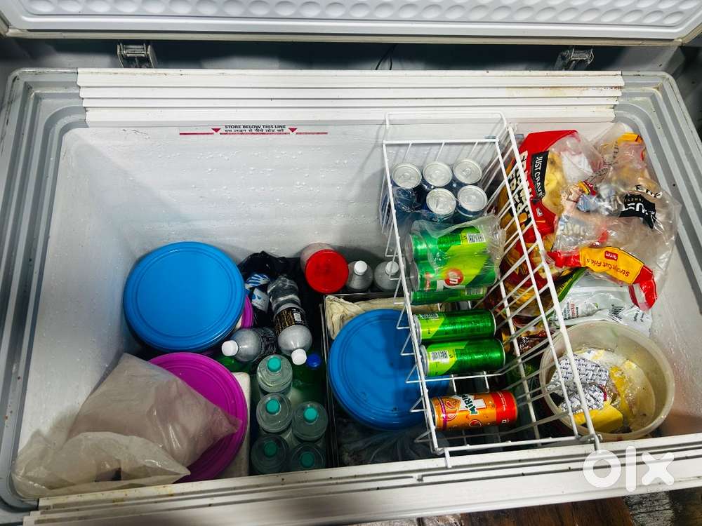 300L Deep Freezer in Good Working Condition – Ideal for Restaurants or