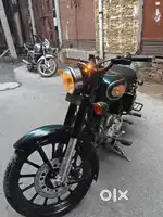 Classic 350 customize also in green colour according rc every part new