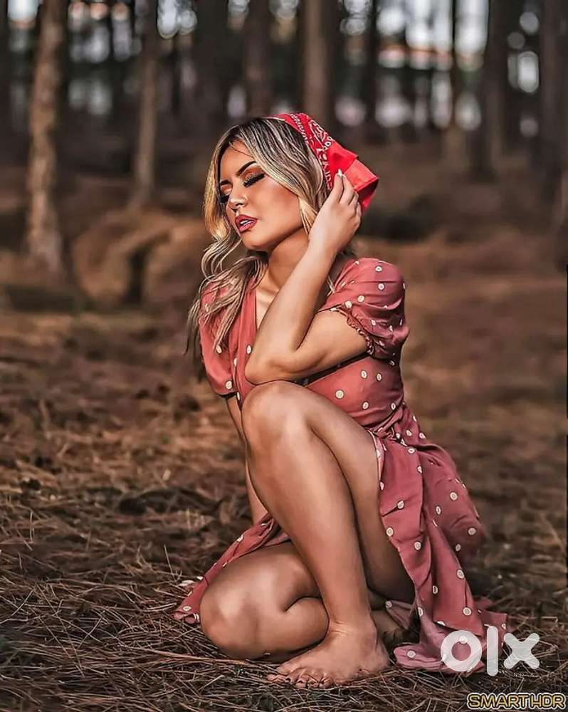 Need Female Model for photo shoot