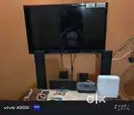 Sony 5.1 channel home theatre 4 tower speaker & 1 centre speaker
