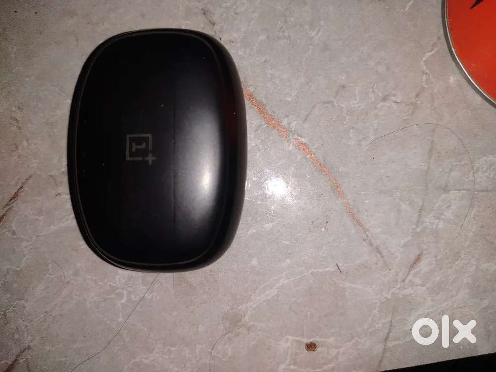 Oneplus buds 2r ( if interested then msg me,i will low the price )