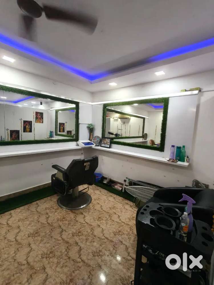 Beauty Parlour Sales for Urgent Requirement