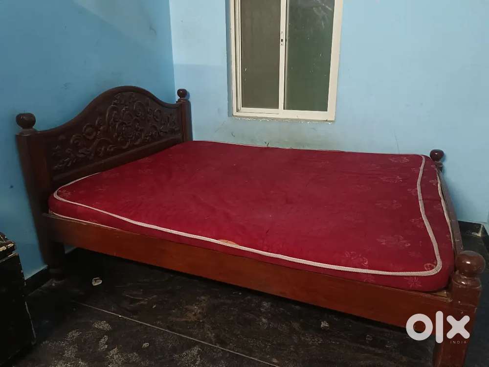 Double bed Queen size 5*6 feet