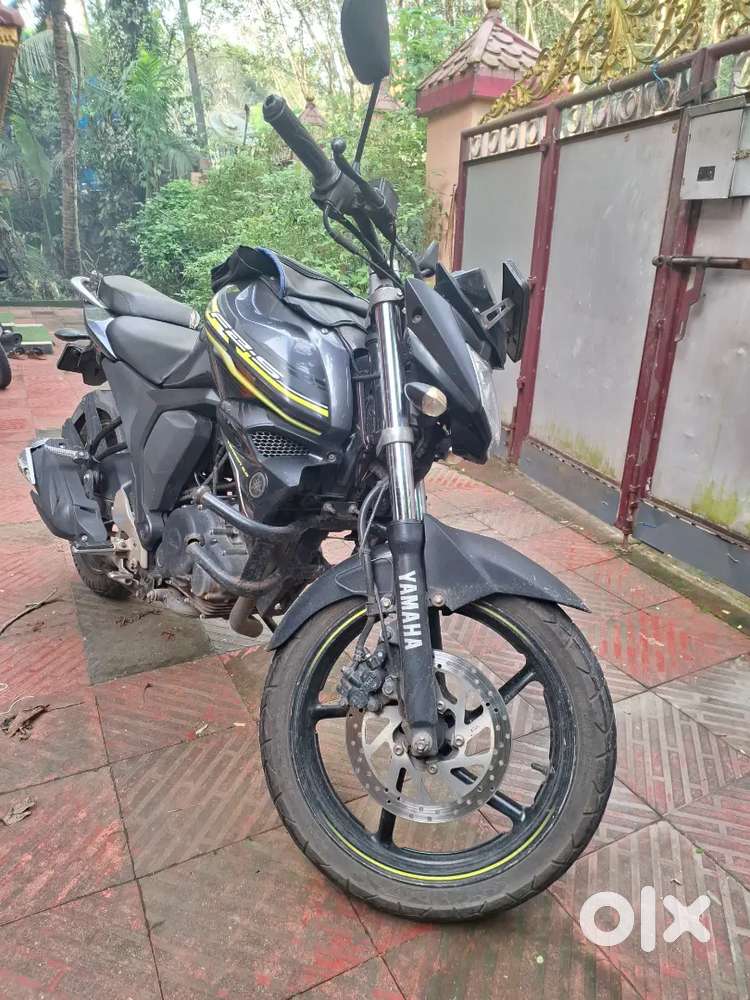 Yamaha fz v2