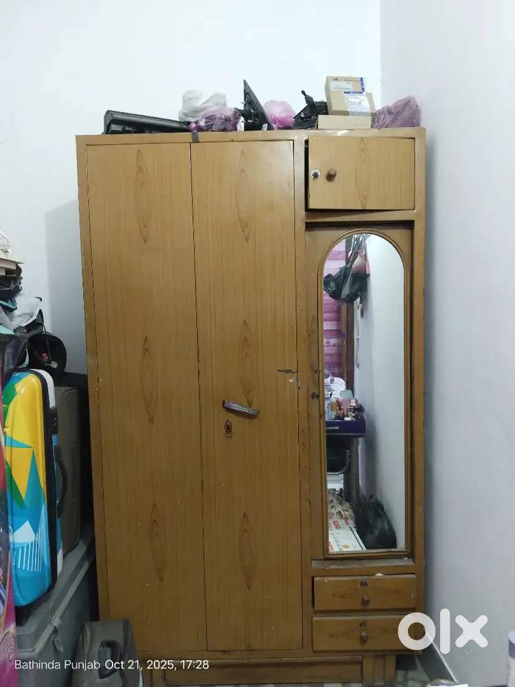 Almirah with dressing table