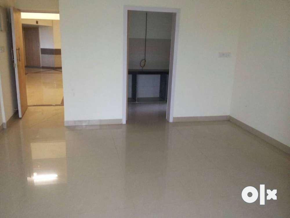 2 Bhk Flat for Sale in Parkwoods Behind D-mart Ghodbunder Thane(W)