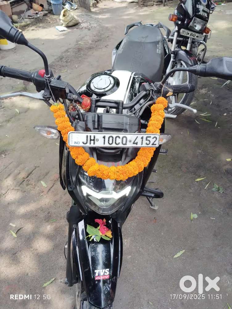 RTR 160 4V BS6 DUAL DISC ABS