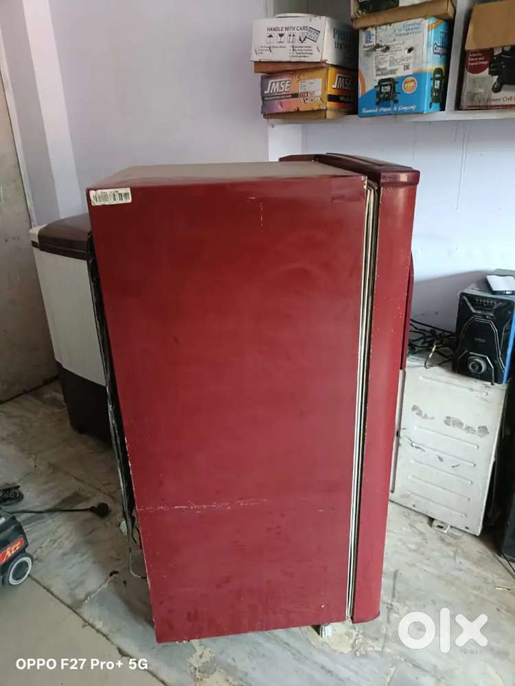LG fridge good conditions