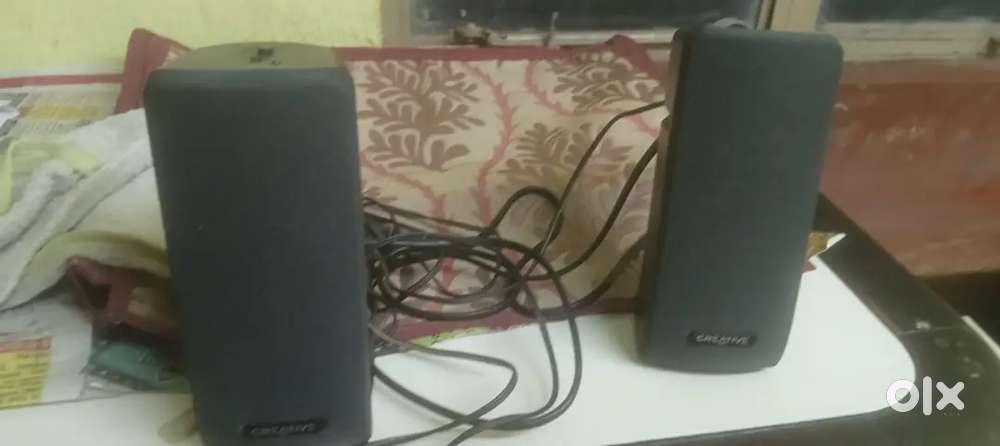 Desktop and speaker