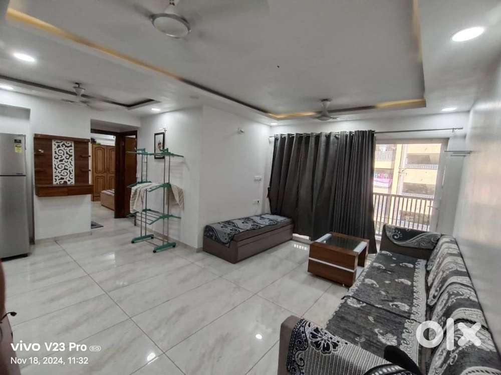 2bhk fully furnished flat .
