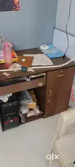 Cumputer table