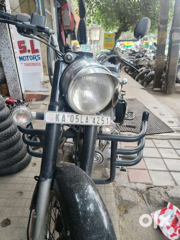 Royal Enfield Bullet 350 Standard