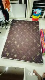 Queen Size Mattress 78*60, 5 Inch Height