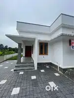 പിണ്ണാക്കനാട് .5.5. cent 3 bedroom house.35 .lakh.