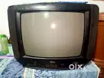 LG tv golden eyes