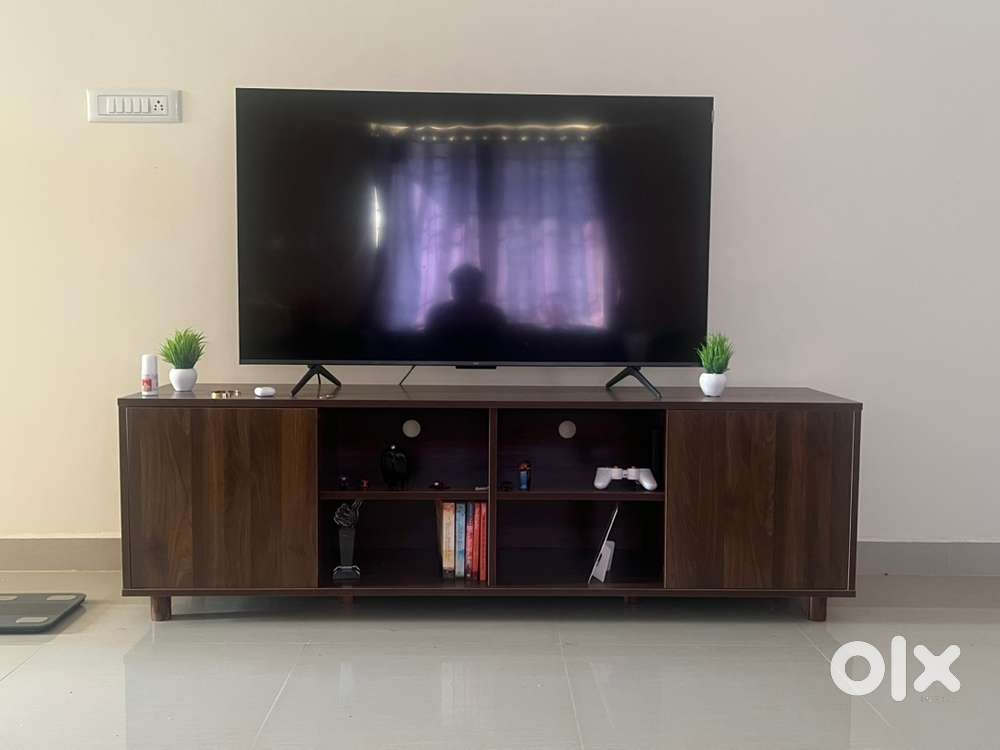 TV unit from wakefit