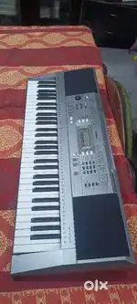 Yamaha psr e 353