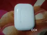 Apples air buds