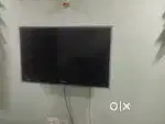 Samsung 32 Inches LCD TV ..Good Condition