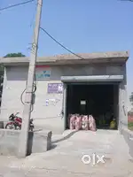 Flour mill with automatic machines