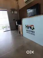 RECEPTIONIST