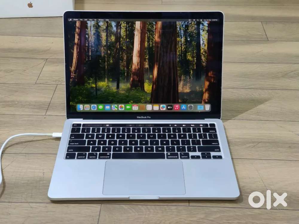 Apple Macbook pro 2020 Intel core i5 16GB RAM 512GB SSD GADGETZONE