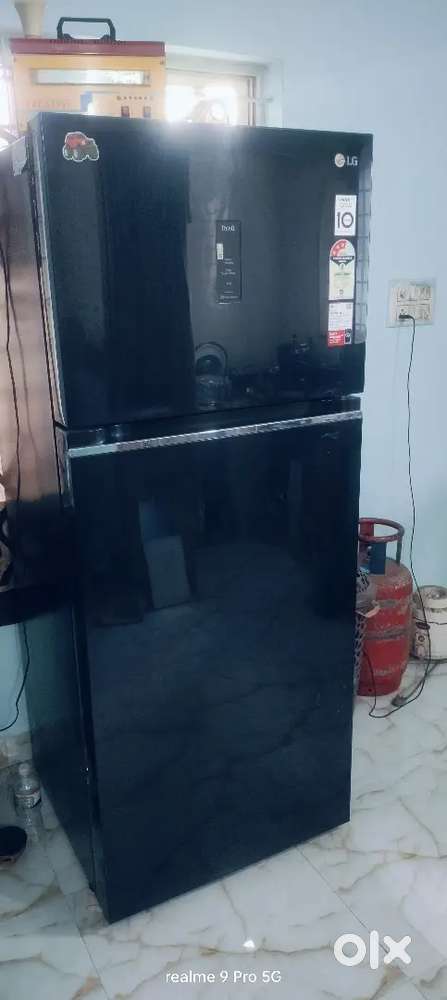 LG commercial fridge for hotels and home