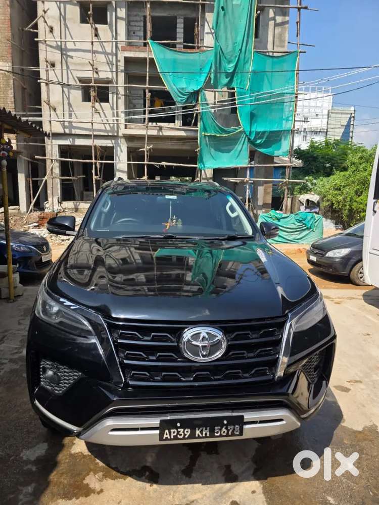 Toyota Fortuner 2021 Diesel Well Maintained