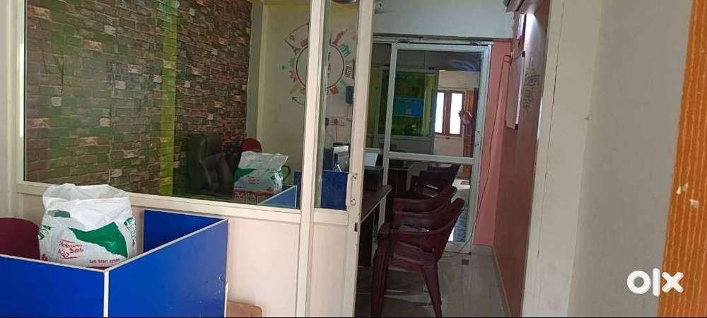 SHOP OR OFFICE SPACE AVAILABLE IN MURALI NAGAR (PLUG $ PLAY)2ND FLOOR