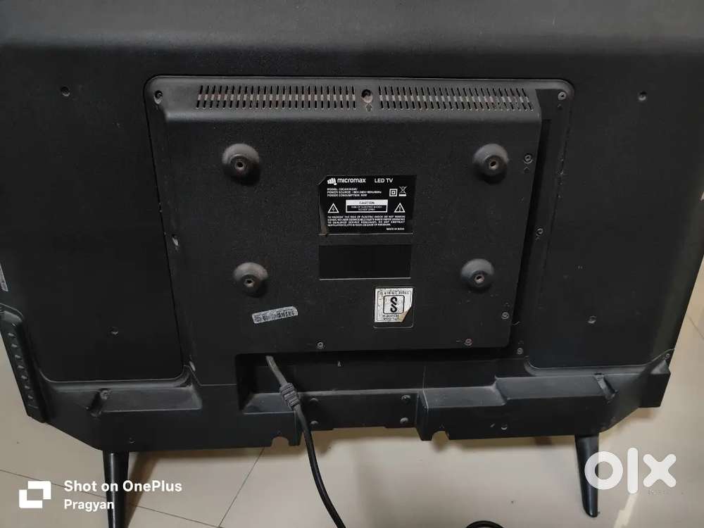 Micromax CANVAS 32inch