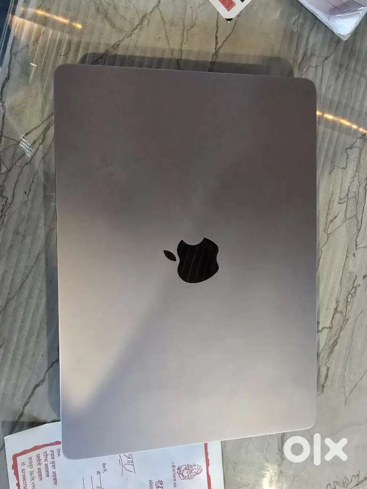 Apple Macbook Air M2 (8 GB/512 Gb ssd)