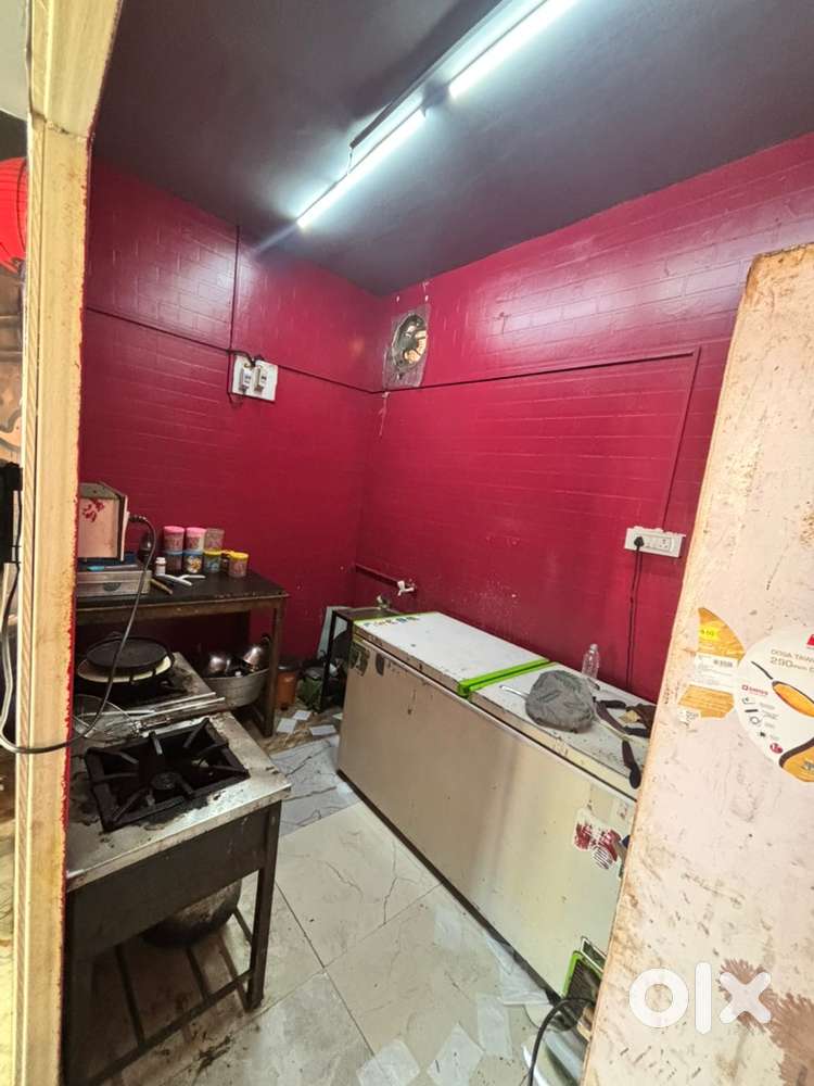 Deep fridge 550 double door