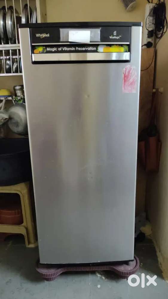 Whirlpool vitamagic refrigerator