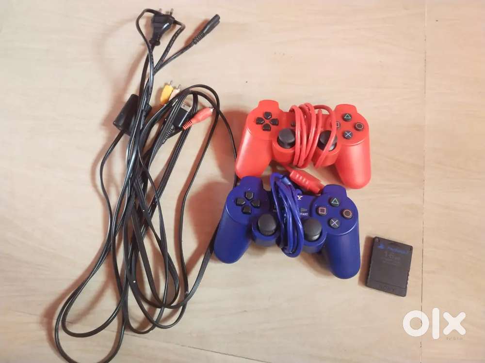 PS2 Accessories bundle –16mp Memory Card,brand new Controllers +Cables