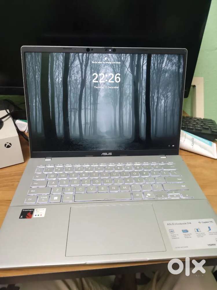 ASUS VivoBook S14 2025 2.5K IPS Display AI PC, Snapdragon X 16GB/512GB