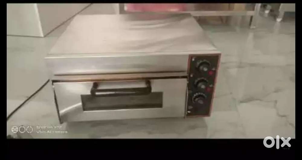 Pizza oven