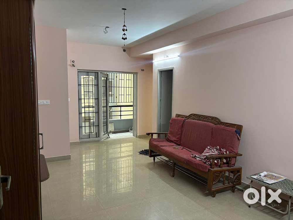 3Bhk in mogappair  resale