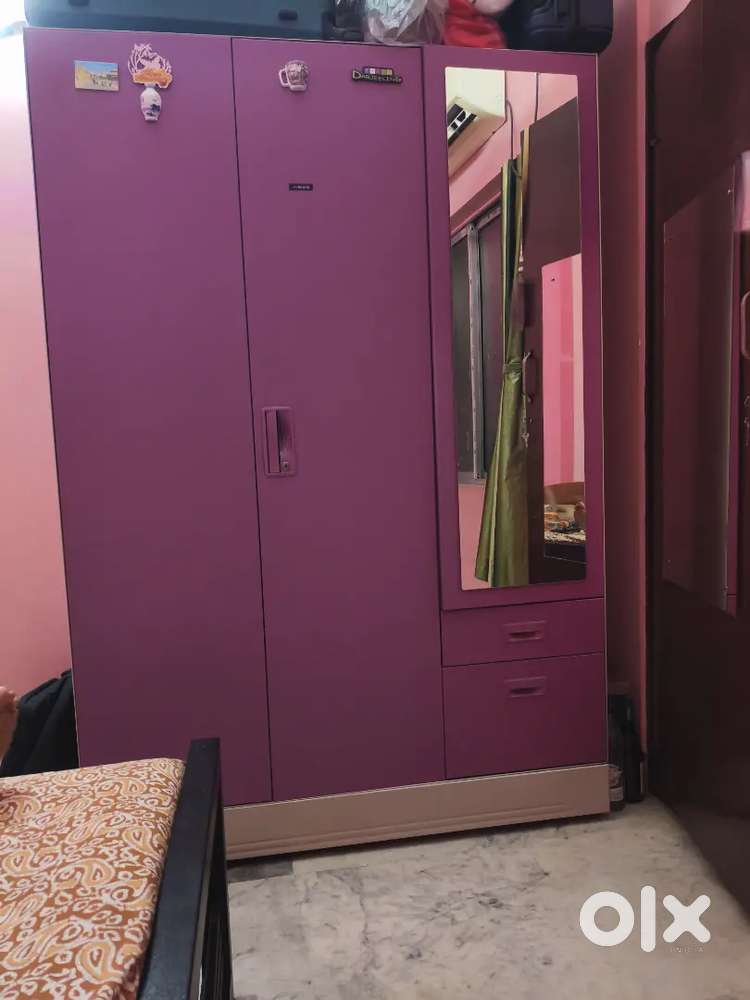 Next to New Godredge wardrobe