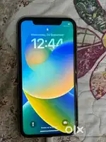 Iphone 11 in mint condition all working fine bill cable