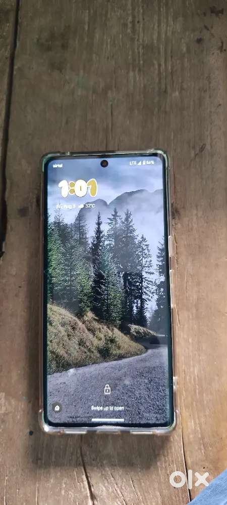 Pixel 7 pro 
12Gb Ram
Internal 128