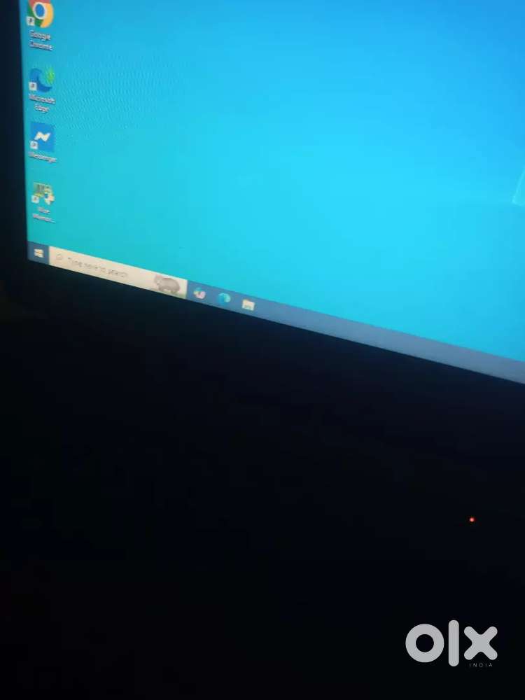 Laptop 500 sdd 4 ram new condition